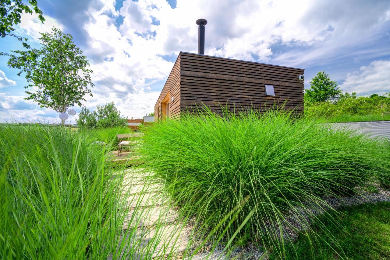Nedomek By Homester Neslovice Exteriör bild